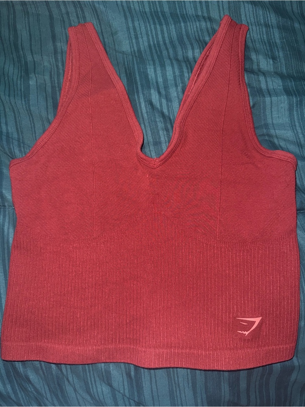 Gymshark Seamless V-Neck Crop Tank Top - Red